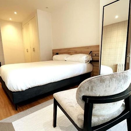 H7072 Luxury Apartments Santiago de Compostela Exterior photo