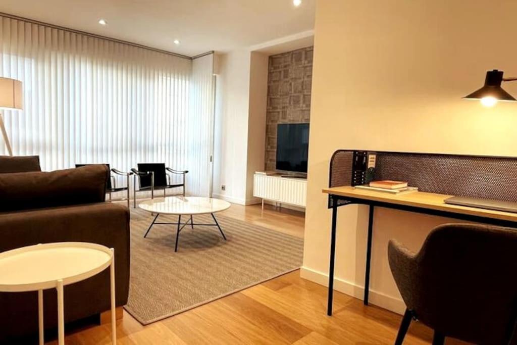H7072 Luxury Apartments Santiago de Compostela Exterior photo