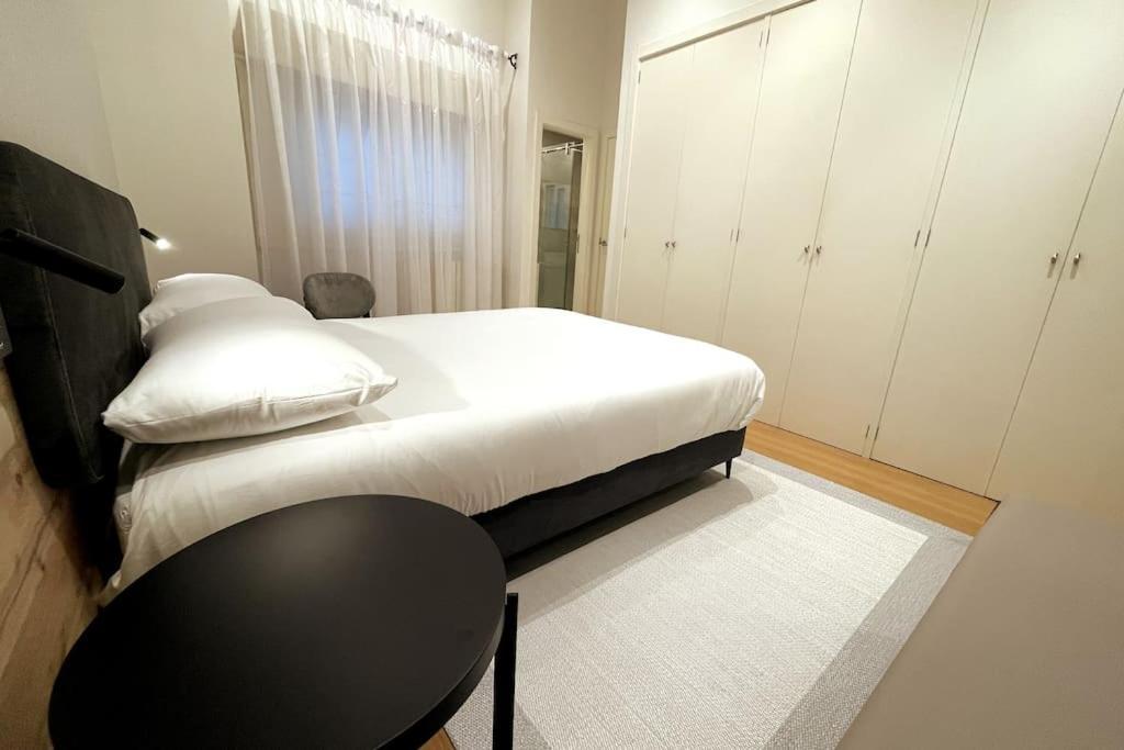 H7072 Luxury Apartments Santiago de Compostela Exterior photo